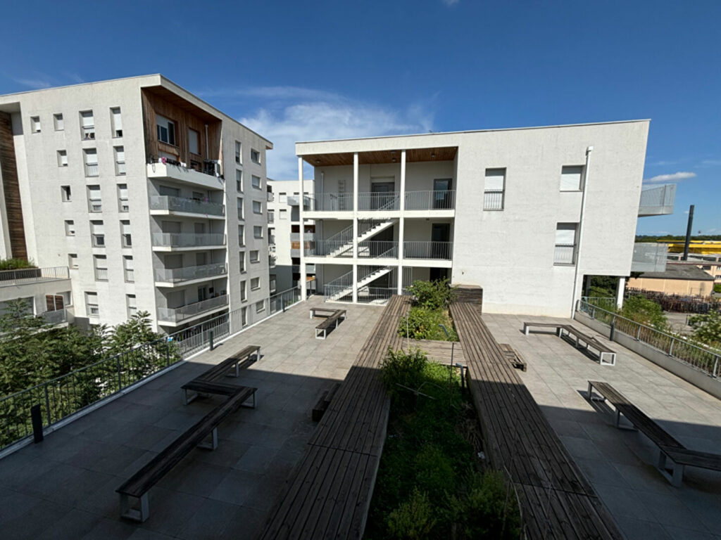 Studio de 31,73m2 avec balcon et garage