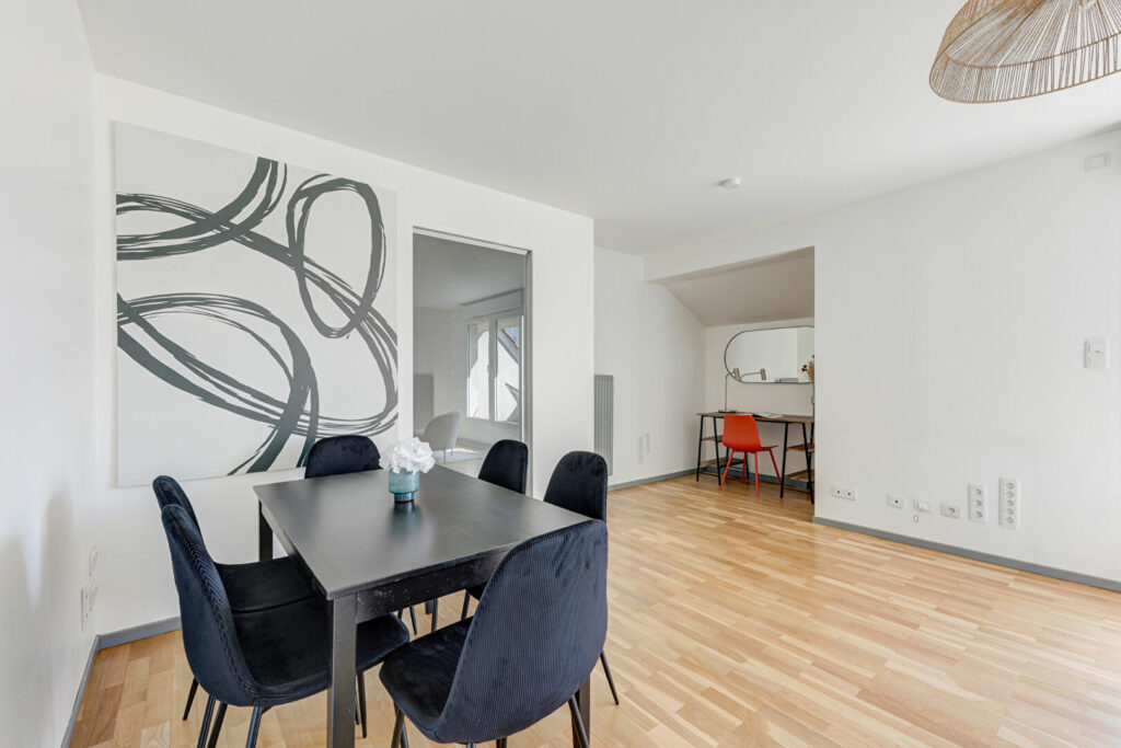 Appartement en dernier étage, 93 m2